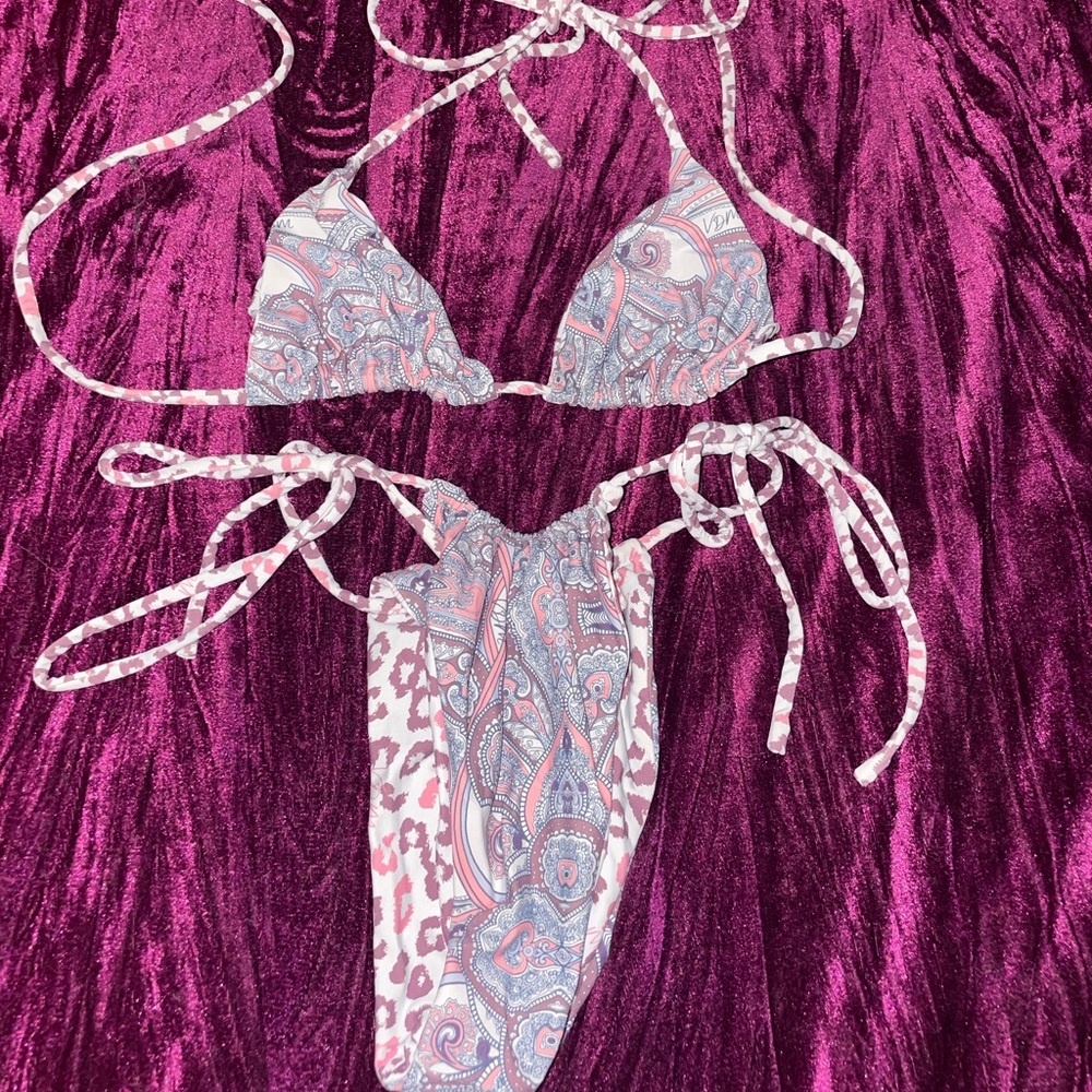 VDM the label Marley bikini top and bottoms